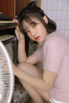 少妇厨房与子伦